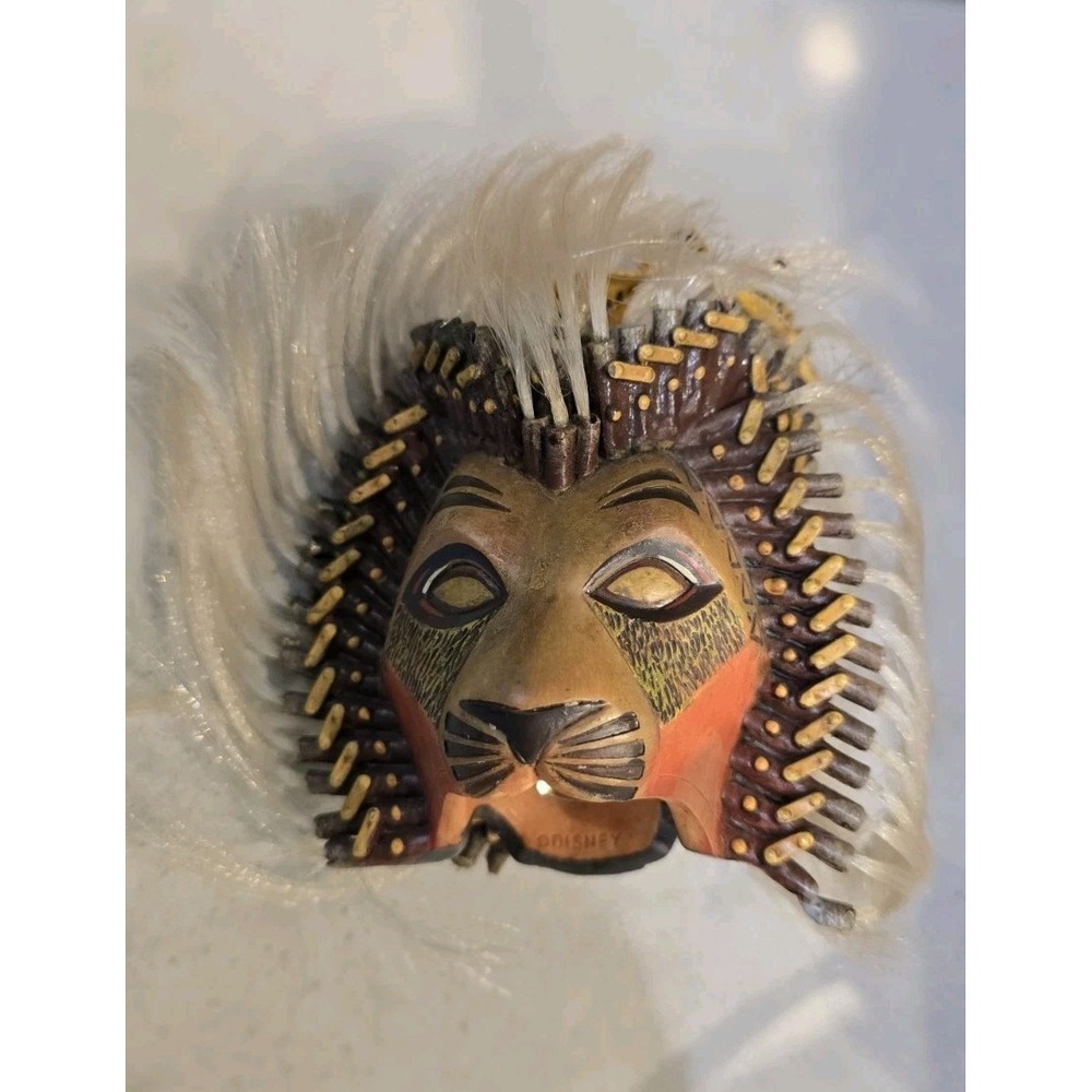 Disney‎ The Lion King Broadway Musical Special Edition Simba Mask Ornament